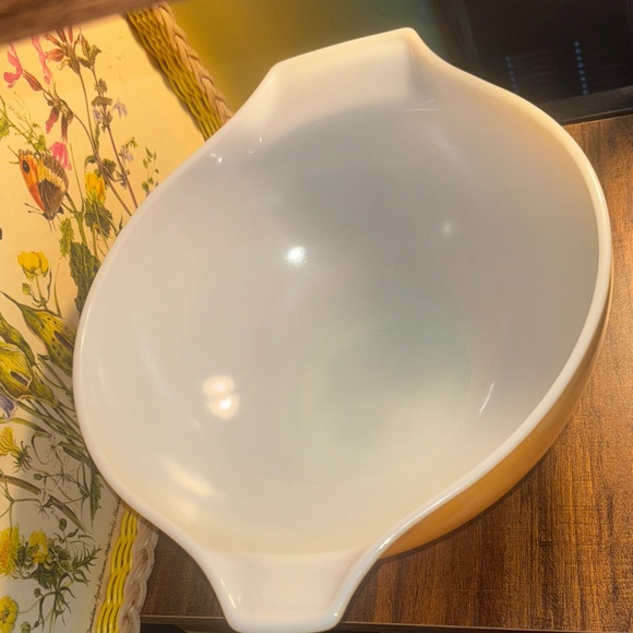 Pyrex (444) Butterfly Gold Nesting Bowl - Picture 6 of 6